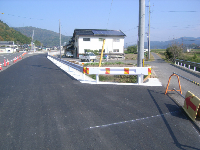真庭市市営住宅内舗装新設工事