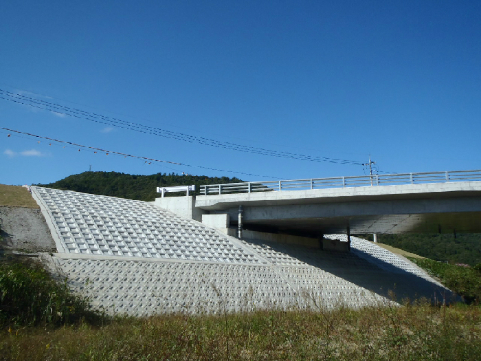岡山県公共 道路工事